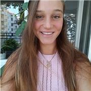Laureata in Comunicazione Interlinguistica Applicata offre ripetizioni di inglese, tedesco, francese (e italiano) per ragazzi